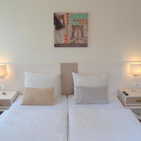 Hotel Centro Stuttgart Zimmer foto